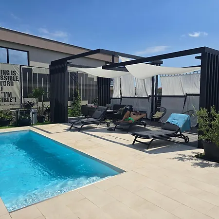 Villa Francesca With Private Heated Pool Stokovci