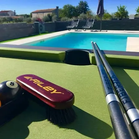 Villa Francesca With Private Heated Pool *
