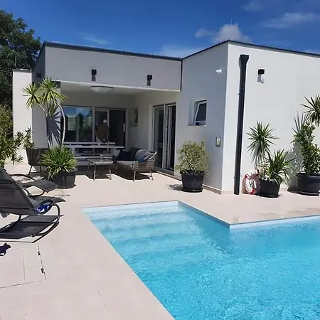 Villa Francesca With Private Heated Pool *